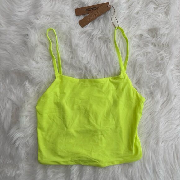 SKIMS Tops - Skims Fits Everybody Strappy Back Cami Green Highlighter Size XXS